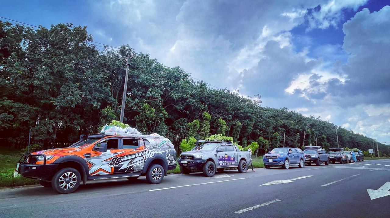 Ford Việt Nam góp sức cùng cộng đồng đẩy lùi dịch bệnh